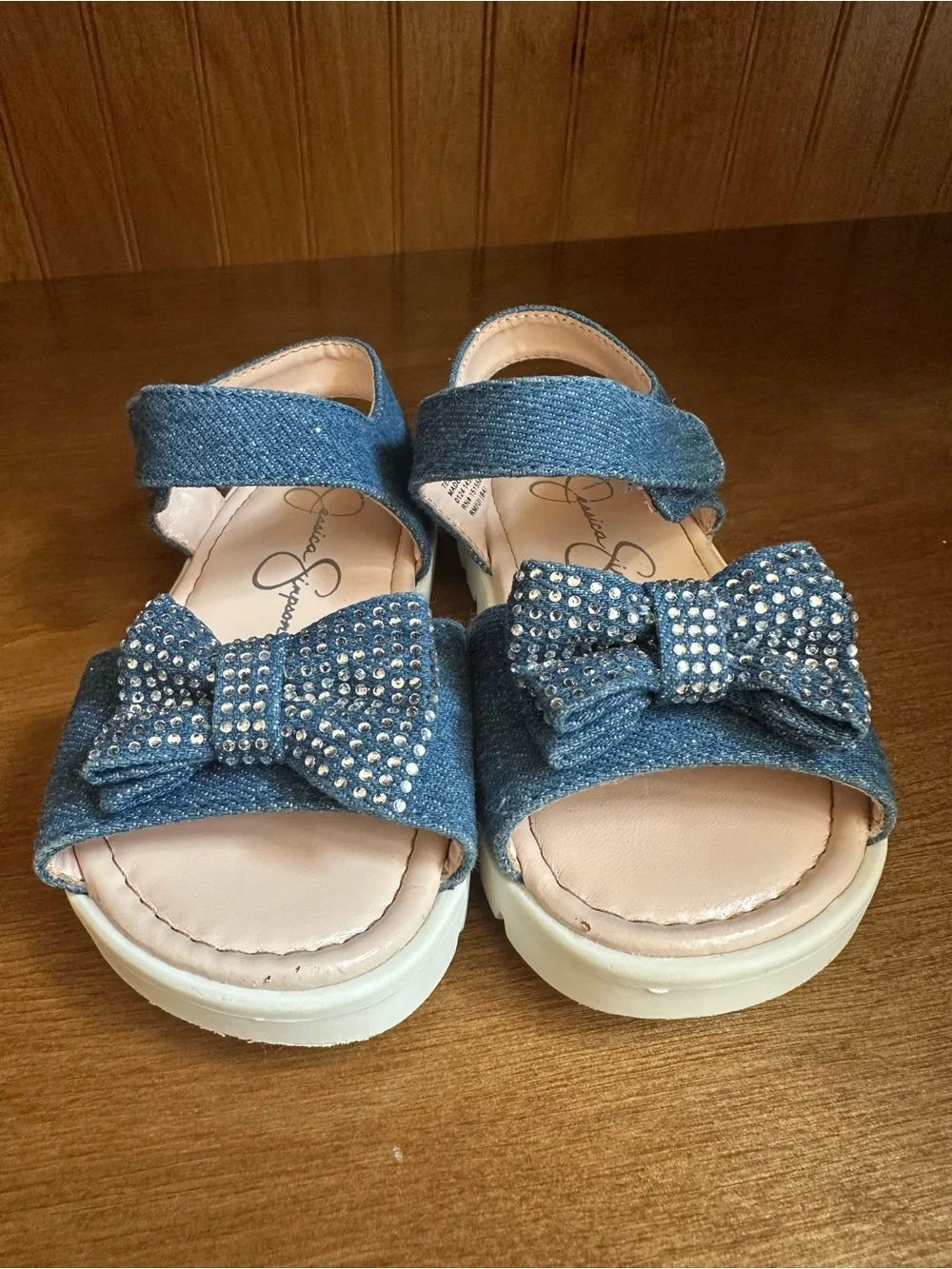 Bundle Girls Size 6 & 7 Crocs Jessica Simpson Sandal Old Navy Flat Carter Boots